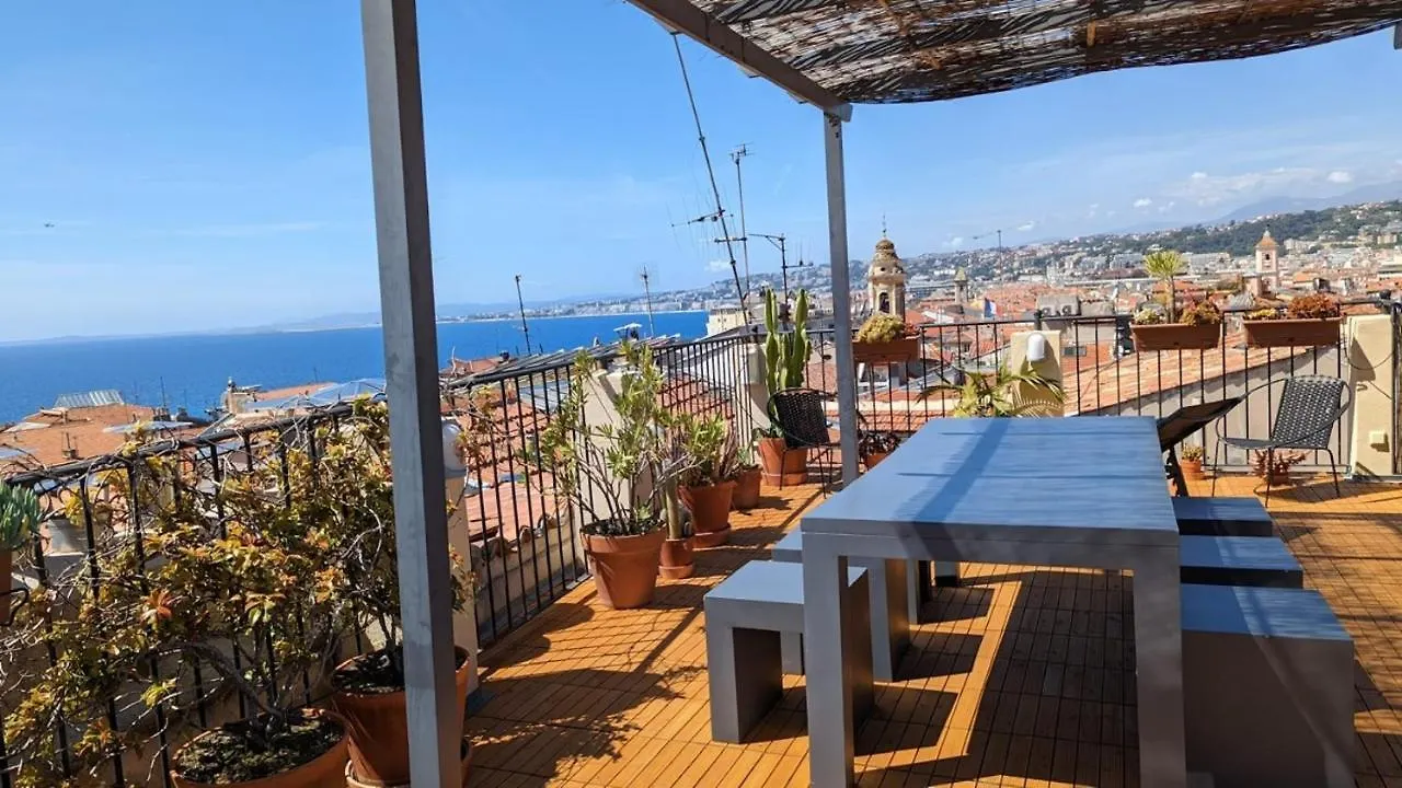 Le Chateau - The Most Beautiful Sight In Old Town, Private Terrace Nice Apartment