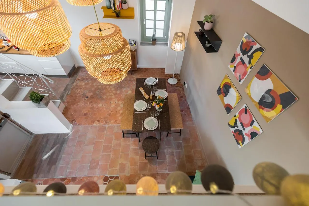 Le Chateau - The Most Beautiful Sight In Old Town, Private Terrace Nice Apartment