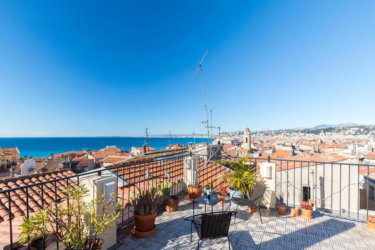 Le Chateau - The Most Beautiful Sight In Old Town, Private Terrace Nice Apartment